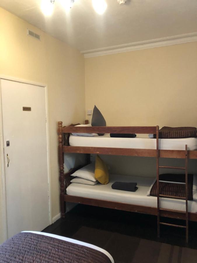 Kipps Backpackers Canterbury Bagian luar foto